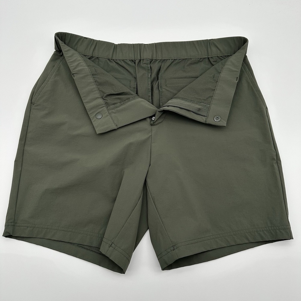 Bearbottom Tour Shorts Mens M Green 7'' Performance Golf Tech Stretch Casual EUC